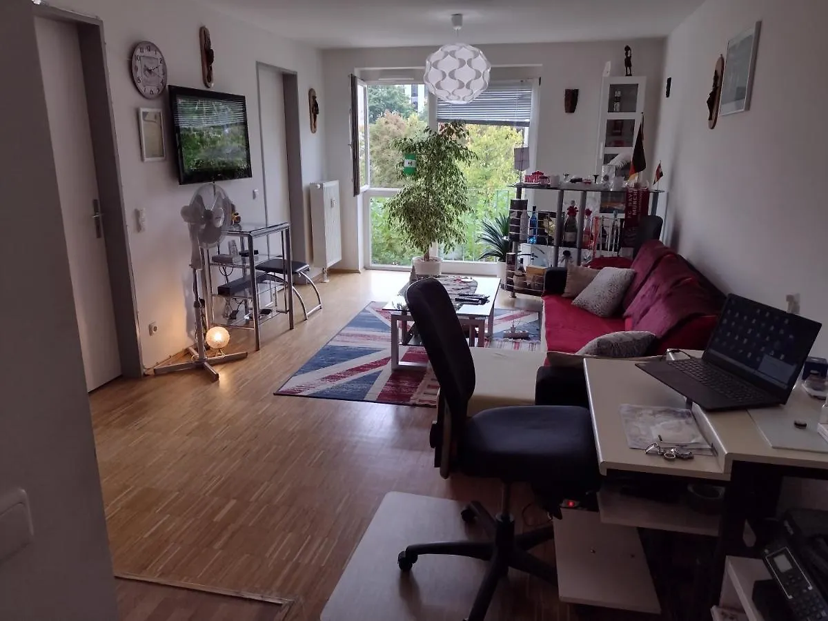 1 Apartment With 2Rooms In Muenchen contacts