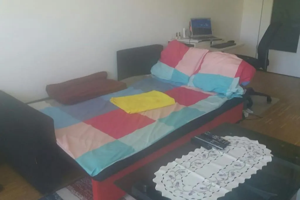 1 Apartment With 2Rooms In Muenchen 0*, Munich